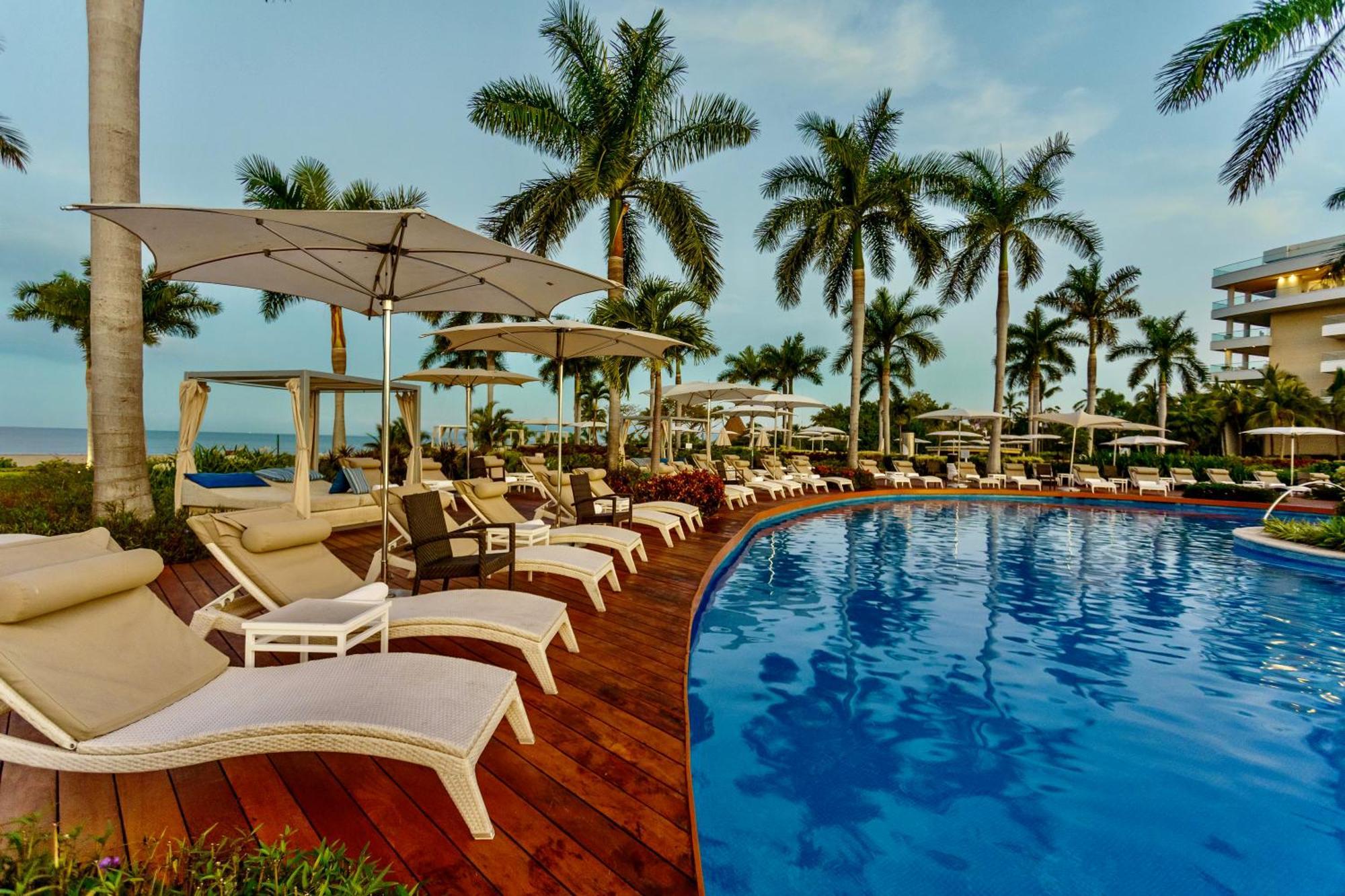 Grand Luxxe Two Bedroom Suite - Nuevo Vallarta Buitenkant foto