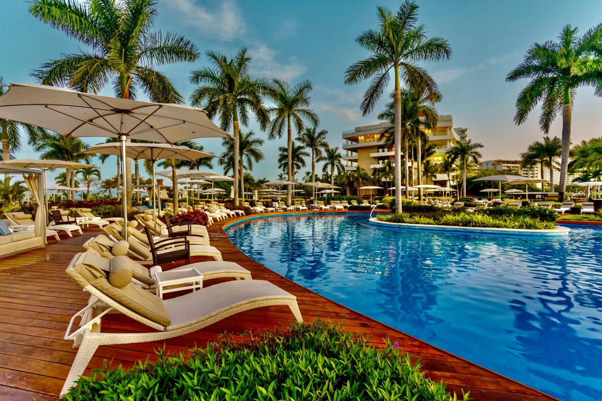 Grand Luxxe Two Bedroom Suite - Nuevo Vallarta Buitenkant foto